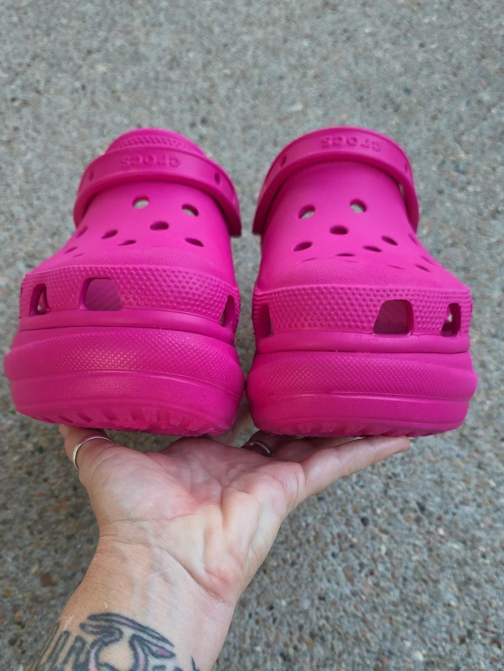 Crocs Classic Bae Pink Chunky Platform Clogs Size 9